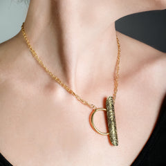SURREAL ILLUSION NECKLACE GOLD