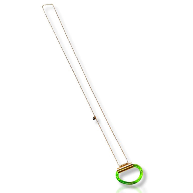 Emerald Harmony – Gold Necklace with Green Acrylic